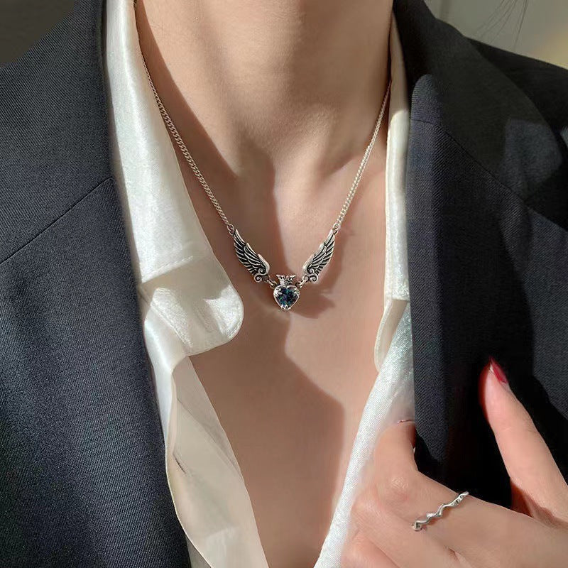 Vintage Distressed Heart Crown Wing Necklace - European & American New Style